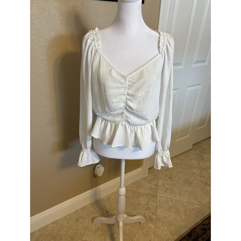 Altar'd State Women's White Ruffle Peasant Top, Size Medium, Cropped